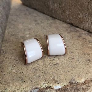Superfect Vintage Inspired Stud Earrings